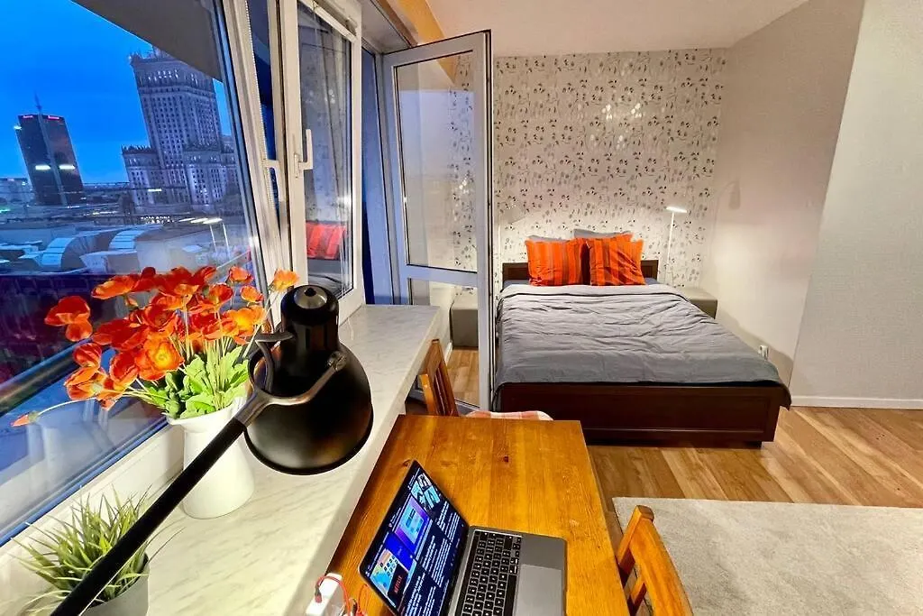 Orange Metro Fast Wifi 1Gbs Big Tv Hbo Appletv Apartment Warsaw Poland