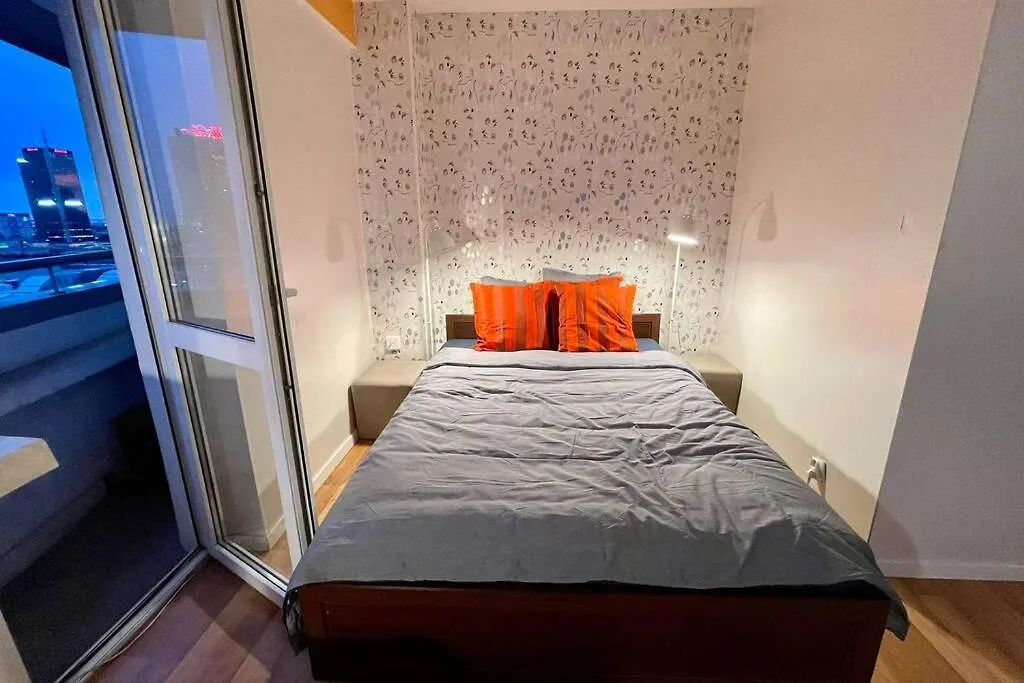 Orange Metro Fast Wifi 1Gbs Big Tv Hbo Appletv Apartment Warsaw 0*,  Poland