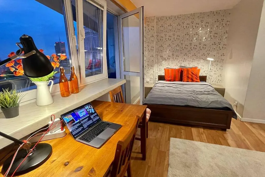 Orange Metro Fast Wifi 1Gbs Big Tv Hbo Appletv Apartment Warsaw